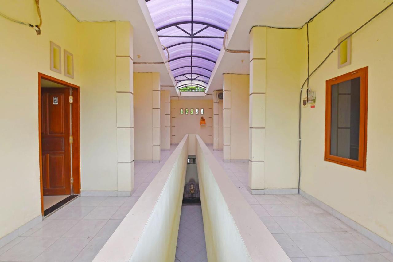 OYO 91445 Sandat Guest House Denpasar Extérieur photo
