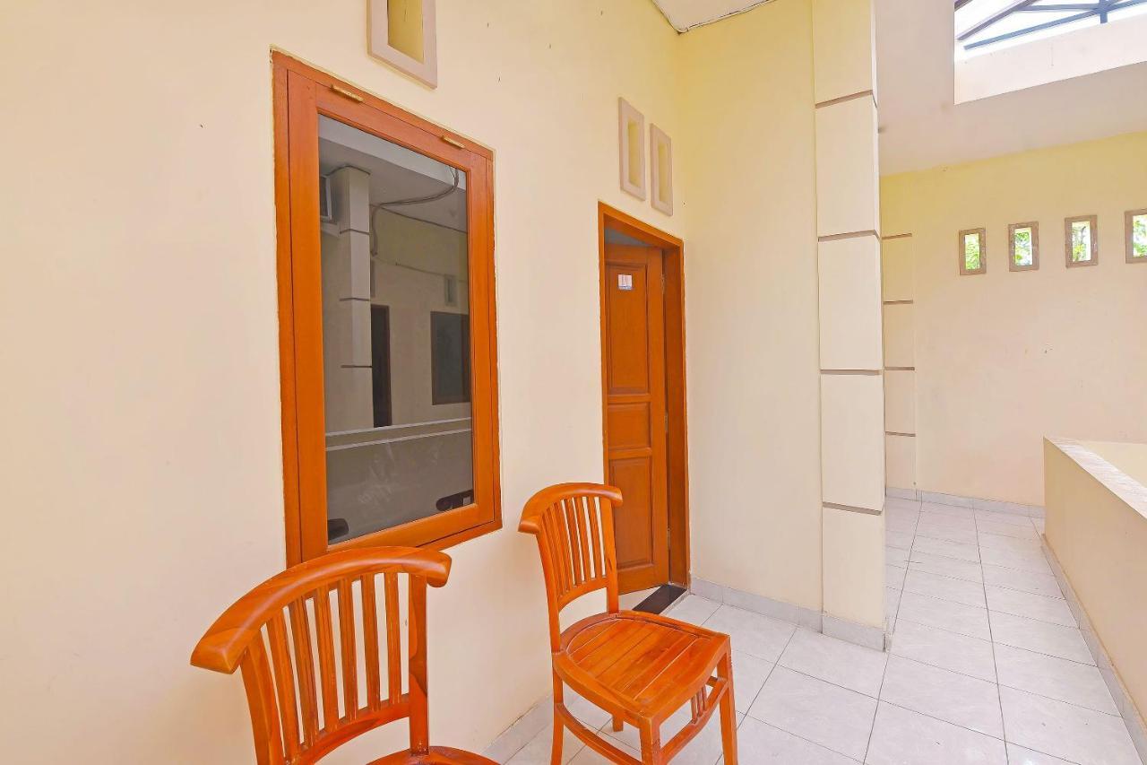 OYO 91445 Sandat Guest House Denpasar Extérieur photo